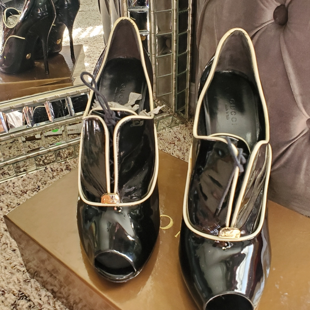 Gucci Booties - image 2